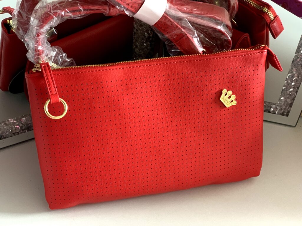 Loungefly Krone Handbag pin trader bag review red